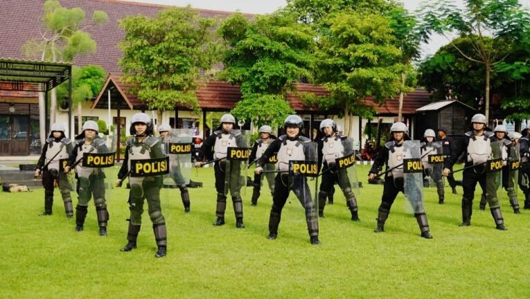 Polres Jombang Gelar Latihan Dalmas untuk Kesiapan Pelayanan Kegiatan Unjuk Rasa
