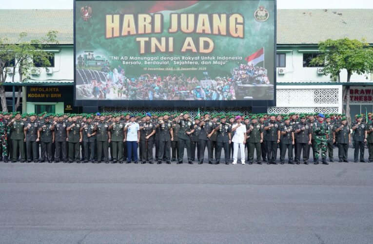 Pangdam V/Brawijaya Tegaskan Kemanunggalan Rakyat pada Upacara Hari Juang TNI AD.