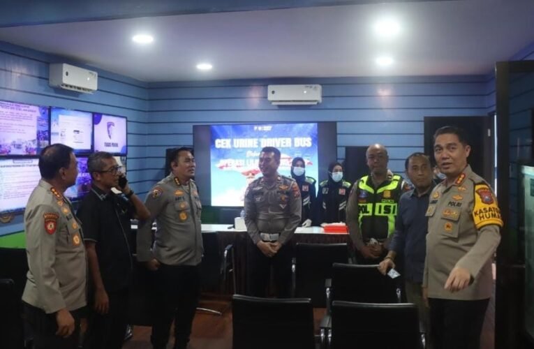 Satgas Ops Lilin Semeru Polda Jatim Cek Pospam Terminal Purabaya Pastikan Pelayanan Maksimal