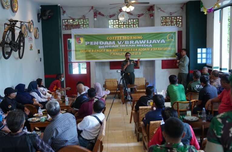 Kapendam V/Brawijaya Pimpin Coffee Morning Perkuat Sinergi TNI dan Insan Media di Surabaya