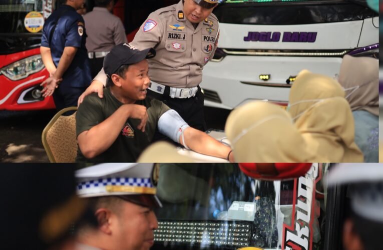 Polres Gresik dan Polda Jawa Timur Gelar Rampcheck Bus Pariwisata, Pastikan Keselamatan Wisatawan