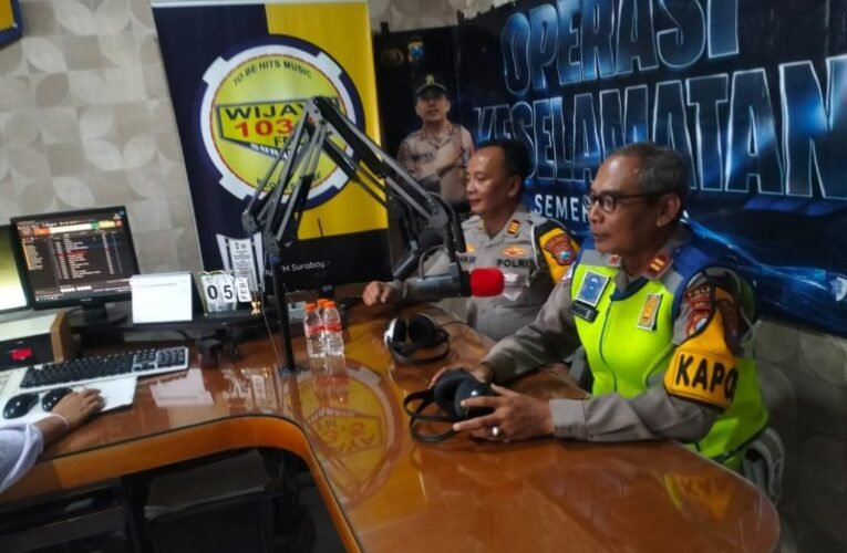 Gandeng Media Polres Pelabuhan Tanjungperak Ajak Warga Jadi Pelopor Tertib Lalu Lintas