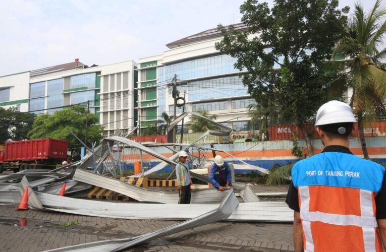 Cuaca Ekstrem” Pelindo Lakukan Evakuasi Cepat Pasca Kejadian di Terminal Kalimas