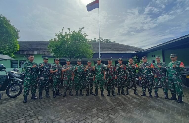 Giat Apel Pagi Danramil 0830-12 Kenjeran Pengecekan SIM TNI dan SIM Umum Anggota