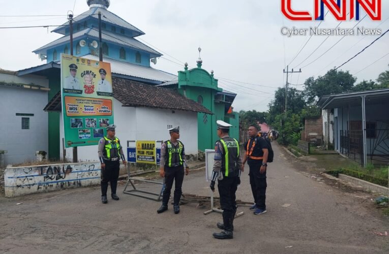 Polres Bondowoso Maksimalkan Pengaturan Lalu Lintas Pasca putusnya Jembatan Sukowiryo