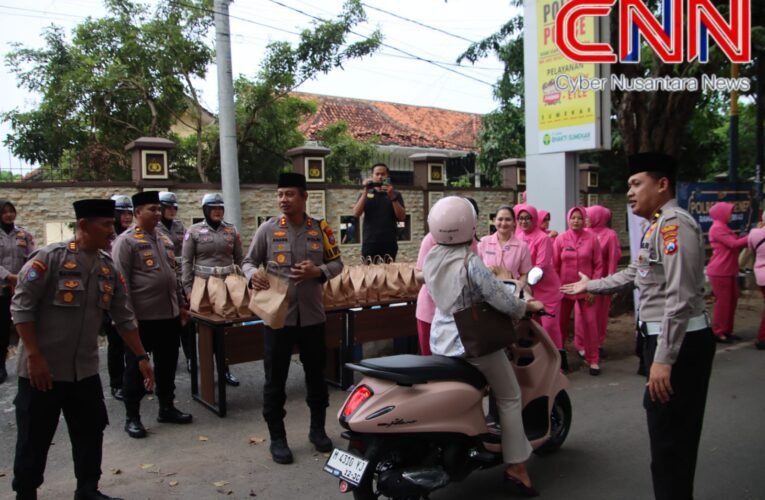 Sinergi di Bulan Ramadhan Polres Sumenep Bersama Lintas Instasi Berbagi Takjil