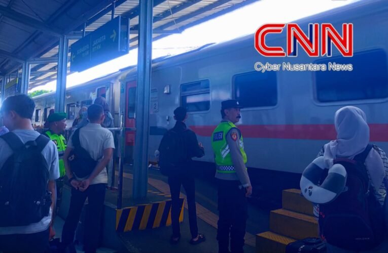 Puncak Arus Balik Lebaran Polres Malang Tingkatkan Pengamanan di Stasiun dan Terminal