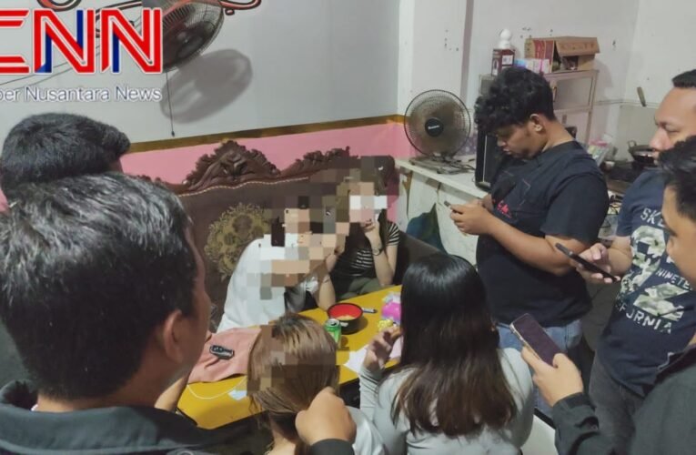 Polres Gresik Amankan 16 Orang dan Puluhan Botol Miras di Cerme, Respons Aduan “Cak Rama”