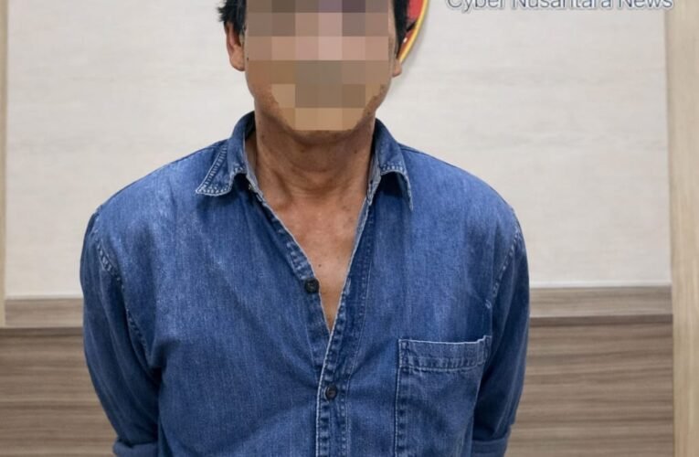 Kedok Bejat Tukang Pentol Terbongkar di Toilet Masjid Agung Gresik