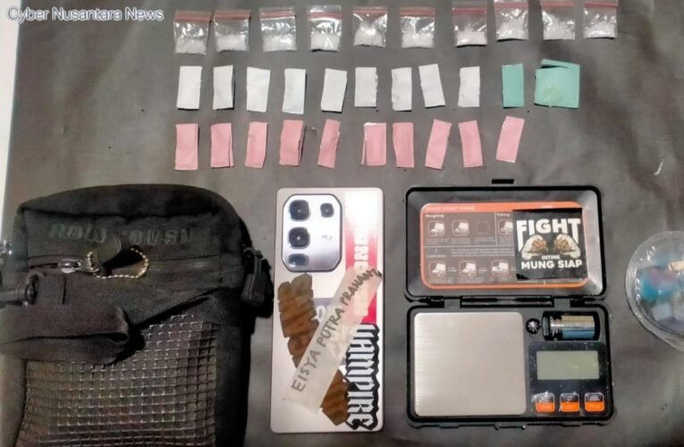 Polres Malang Amankan Tersangka Pengedar dan 21 Paket Sabu di Lawang