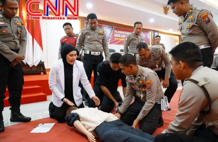 Polres Situbondo Gandeng IDI Latih Personel Kemampuan Basic Life Support