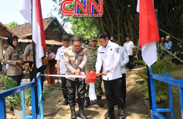 Polres Tuban Bangun Jembatan Merah Putih Presisi, Bupati : Berkat Kepedulian dan Kehadiran Polri di Tengah Masyarakat