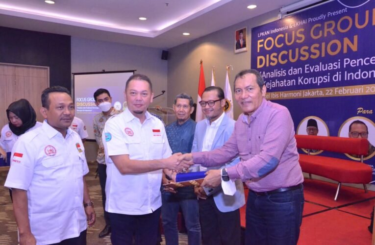 OPINI: Hari Buruh Adalah Alarm Keras untuk Republik, Kalau Kita Semua Buruh, Muliakan Dulu Buruh Penjaga Masa Depan