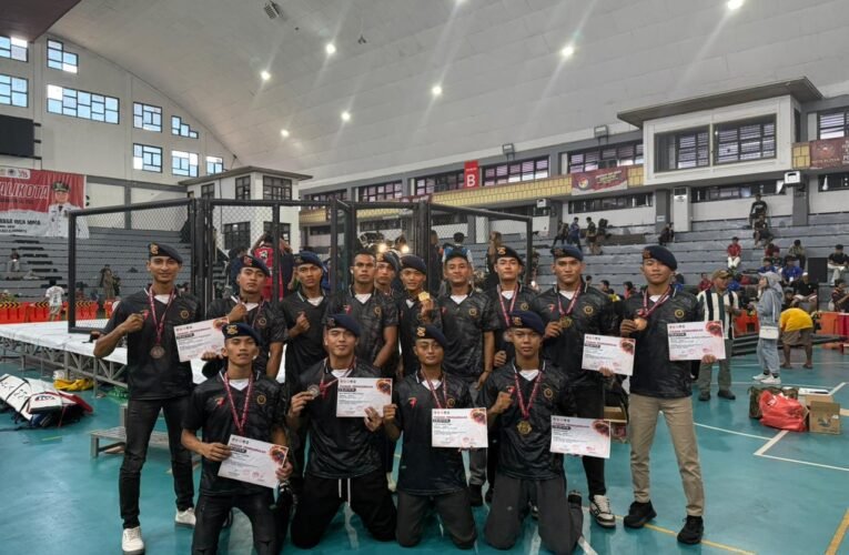 Brimob Polda Jatim Sabet 4 Emas Kejurprov MMA Surabaya
