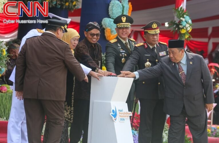 Membangun fondasi di Gedung Negara Grahadi Menuju Indonesia Emas