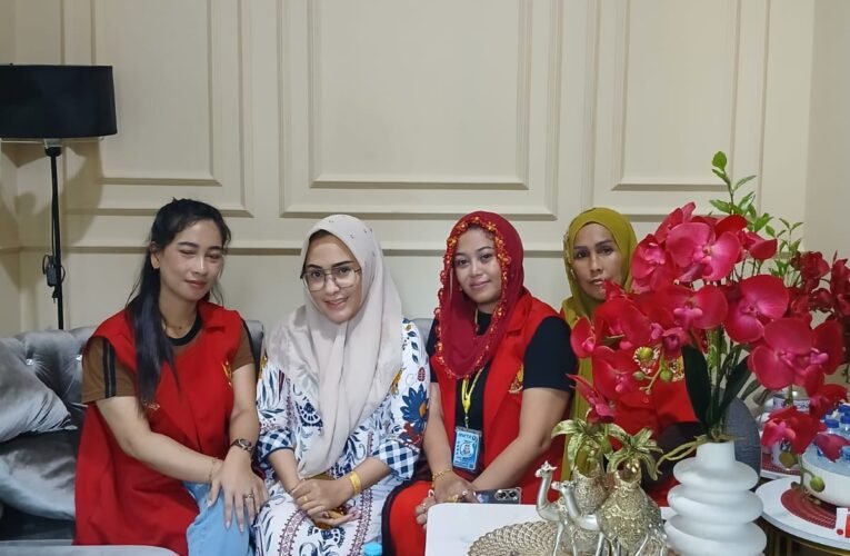Srikandi Madas Sedarah Pererat Silaturahmi di Kediaman Owner Kolam Tre “TRETAN” Waterpark Bangkalan