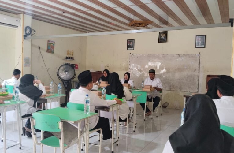 Jalin Silaturahmi dan Bersinergitas Media Bersama Pondok Pesantren Darul Falah Komplek BA.