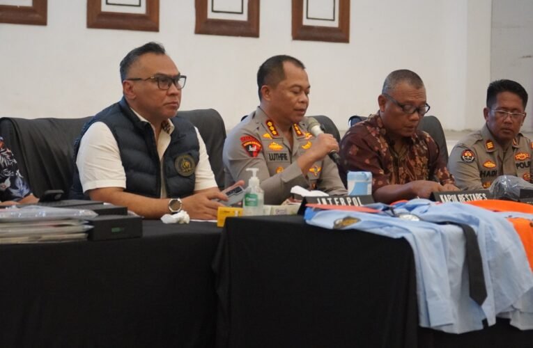 Polrestabes Surabaya Bongkar Markas Scaming Jaringan Internasional 44 Orang Diamankan