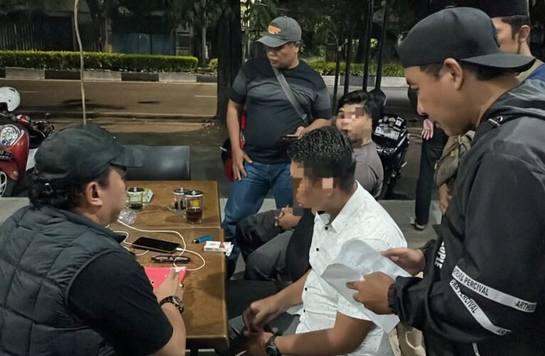 Polres Pasuruan Kota Amankan 4 orang Debt Collector Diduga Lakukan Pemerasan