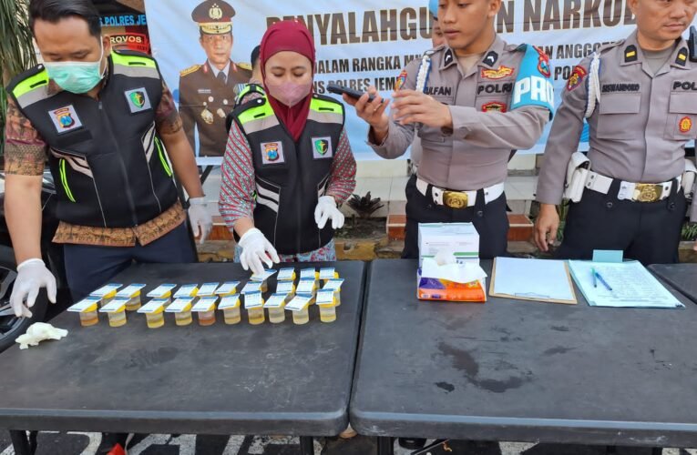 Wujudkan Institusi Bersih, Propam Polda Jatim Gelar Deteksi Dini Narkoba dan Judi Online di Polres Jember
