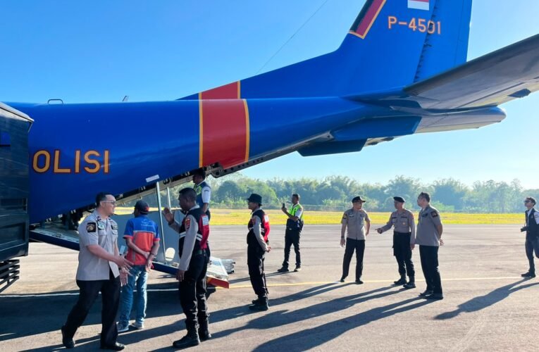 Polri dan Bhayangkari Terus Salurkan Bantuan bagi Korban Gempa Flores