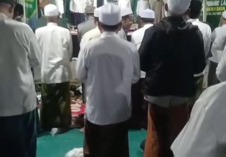 Majelis Kyai Al-Mubarok Lanbulan Hadir, Pengajian Jamiyah Al-Khoiriyah di Sidoarjo Berlangsung Khidmat