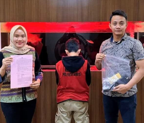 Resudivis Wanita asal Jombang Edarkan Dua Jenis Narkotika dan Diringkus SatResnarkoba Polrestabes Surabaya